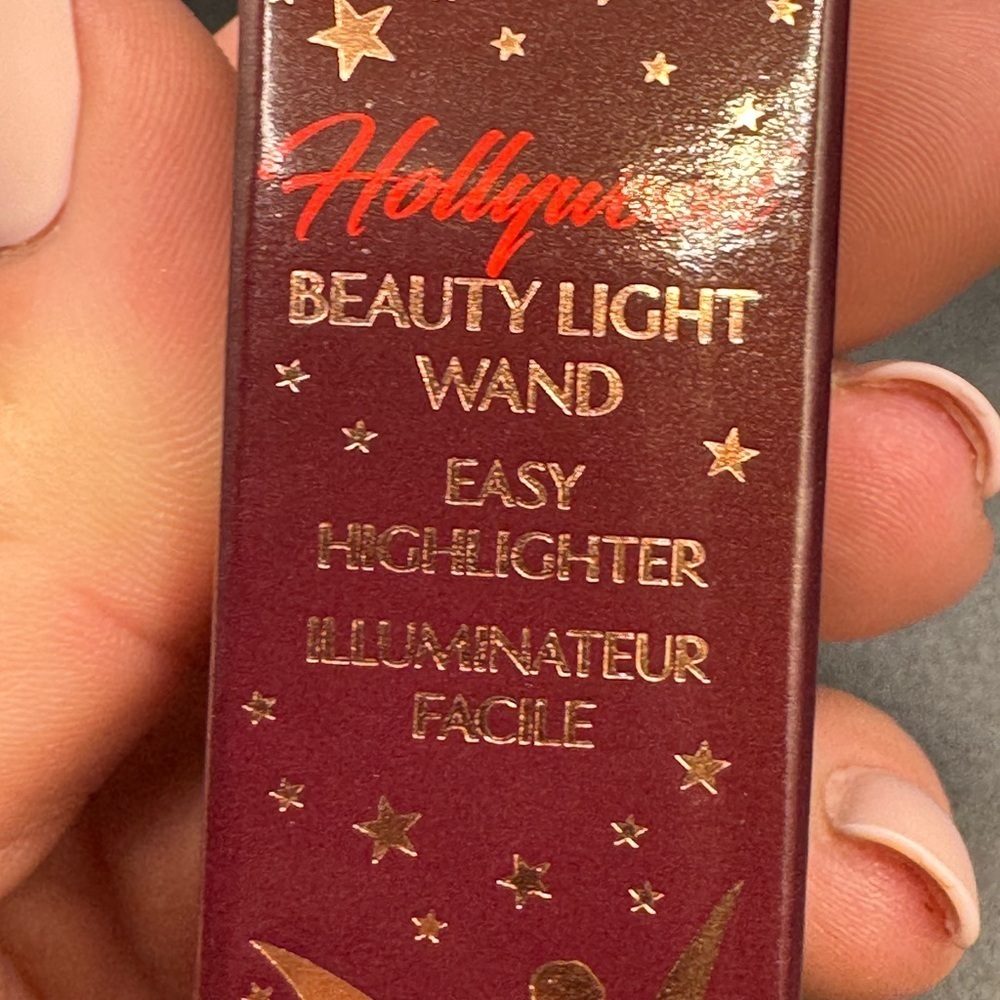NWT FULL SIZE Charlotte Tilbury Beauty Wand Highlighter Limited Edition - Picture 4 of 8